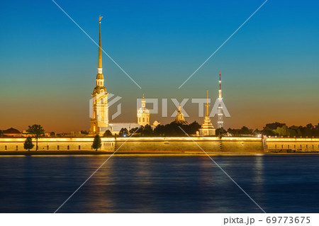 Peter-Pavel's Fortress in Saint-Petersburg - Russia Peter-Pavel's Fortress in Saint-Petersburg - Russia 69773675