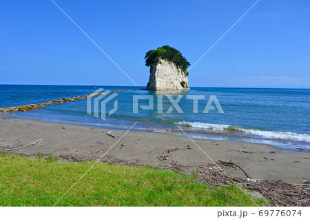 見附島　軍艦島　能登半島国定公園 69776074