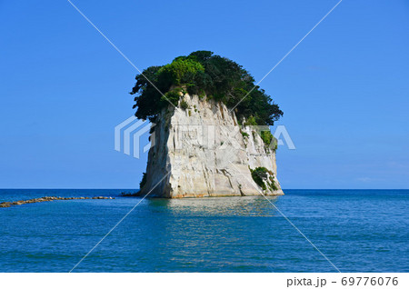 見附島 軍艦島 奥能登 見附島 軍艦島 奥能登 69776076