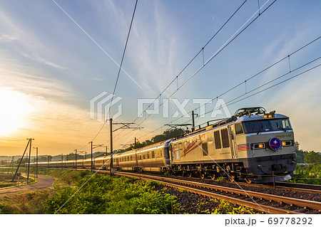 朝日とカーブを走るカシオペア EF510 宮城県大河原町 朝日とカーブを走るカシオペア EF510 宮城県大河原町 69778292