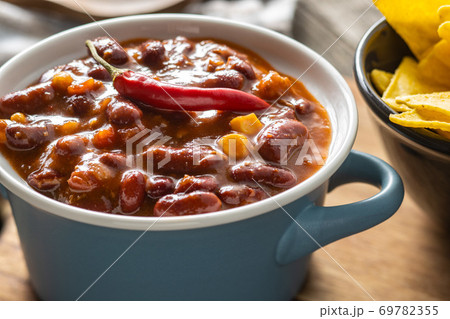 Chili con carne. Mexican food with beans. 69782355