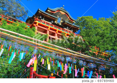 【佐賀県】晴天下の祐徳稲荷神社 【佐賀県】晴天下の祐徳稲荷神社 69789460