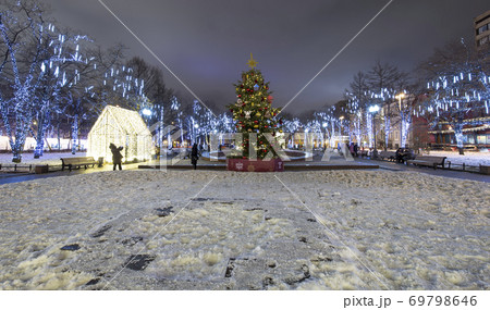 New Year and Christmas lighting decoration of the city, Novopushkinsky Square, Moscow. Russia 69798646