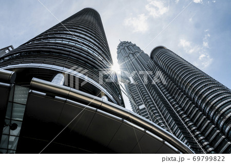 Petronas towers in Kuala Lumpur Petronas towers in Kuala Lumpur 69799822