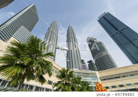 Petronas Towers in Kuala Lumpur Petronas Towers in Kuala Lumpur 69799882
