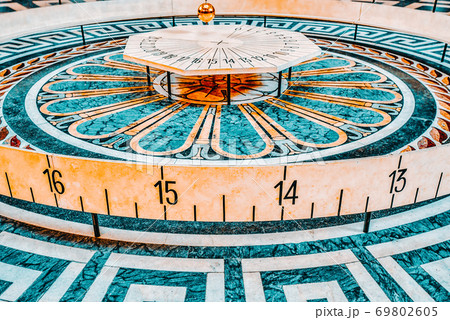 Foucault's pendulum Inside of French Mausoleum for Great People of France - the Pantheon in Paris. Foucault's pendulum Inside of French Mausoleum for Great People of France - the Pantheon in Paris. 69802605