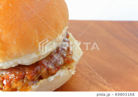 てりやきたまごバーガー てりやきたまごバーガー 69803168