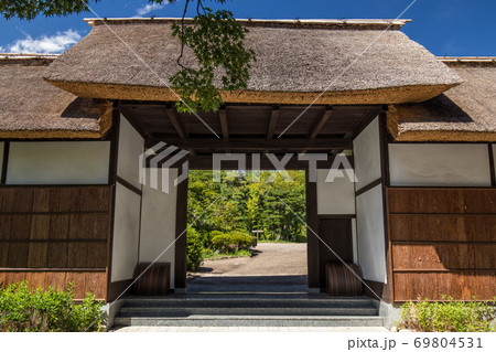 大倉公園の茅葺門 69804531