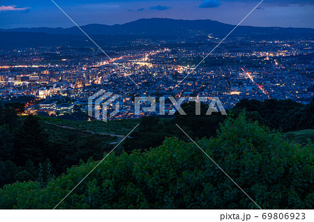 《奈良県》新日本三大夜景・若草山の夜景 69806923