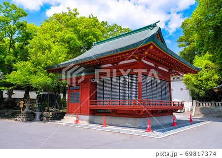 新緑の秩父神社 神楽殿 新緑の秩父神社 神楽殿 69817374