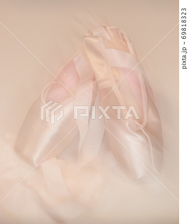 はじめてのポワント 69818323