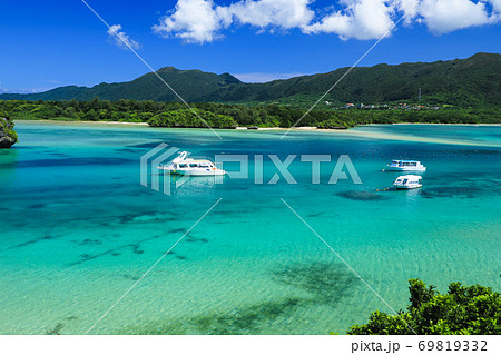 石垣島の絶景　川平湾 69819332