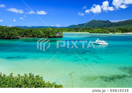 石垣島の絶景 川平湾 石垣島の絶景 川平湾 69819338