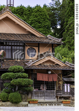 吹屋ふるさと村　吹屋の町並み　岡山県高梁市 69819669