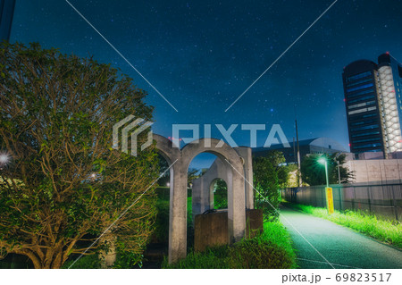 夜景 千葉ニュータウン ビジネスモール 遊歩道 夜景 千葉ニュータウン ビジネスモール 遊歩道 69823517
