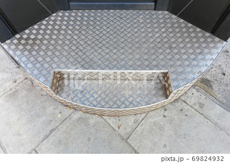 Metal steps Metal steps 69824932
