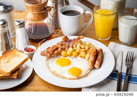 traditional american breakfast on wooden table traditional american breakfast on wooden table 69826096