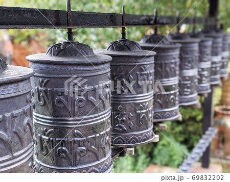 マニ車 その2 マニ車 その2 69832202