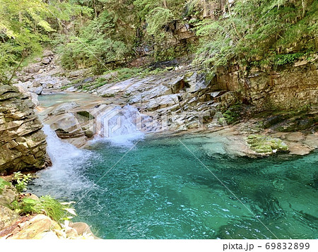愛媛県久万高原町の面河渓谷 69832899