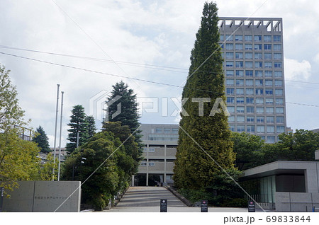 早稲田大学 69833844