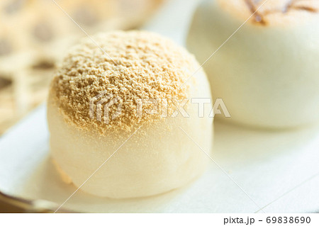 上生菓子・月見団子とすすき薯蕷 69838690