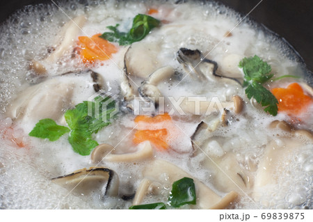 牡蛎雑炊 牡蛎雑炊 69839875