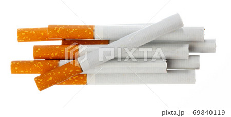 Bunch of unlit cigarettes isolated on white Bunch of unlit cigarettes isolated on white 69840119