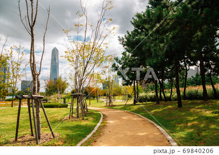 Songdo Central Park in Incheon, Korea 69840206