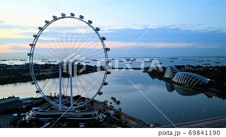 シンガポール・フライヤーとガーデンズ・バイ・ザ・ベイ 69841190