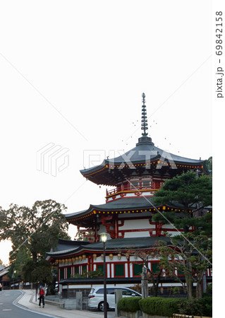 秋の高野山寺院 69842158