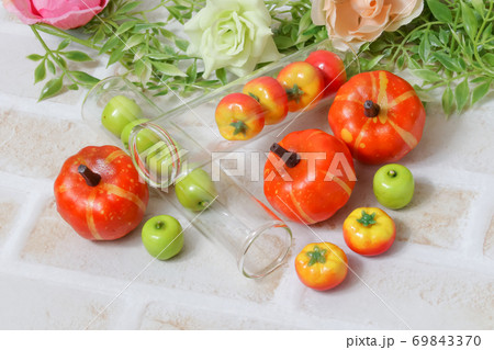 野菜, 果物, ミニュチュア, おもちゃ, トマト, かぼちゃ、りんご, 玩具, 食べ物 69843370