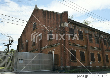 被爆した建物で現存中最大といわれる広島陸軍被服支廠、出汐倉庫ともいわれる 69846183