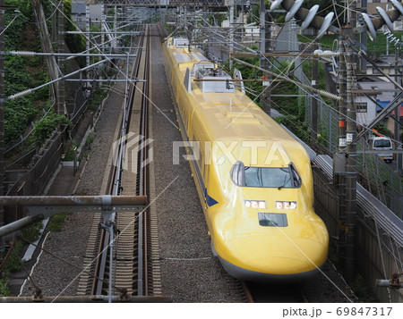 ドクターイエロー　大津市石山付近にて 69847317