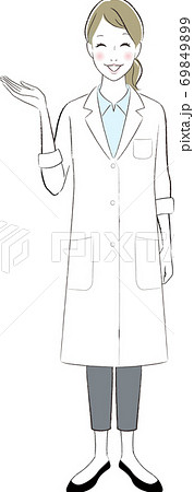 笑顔で案内する白衣の女性医師のイラスト 69849899