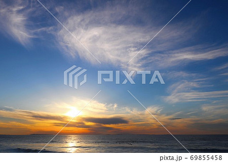 夕陽の二見ケ浦（糸島市） 69855458