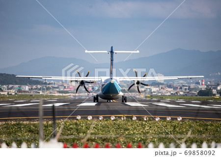 飛行機 航空機 ひこうき 69858092