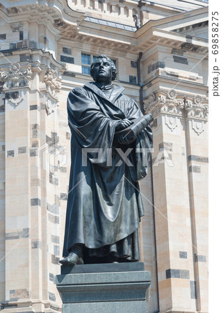 Martin Luther monument in Dresden 69858275