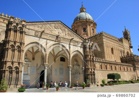 パレルモ大聖堂カテドラル(イタリア) パレルモ大聖堂カテドラル(イタリア) 69860702
