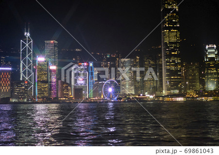 香港　夜景　街並み 69861043