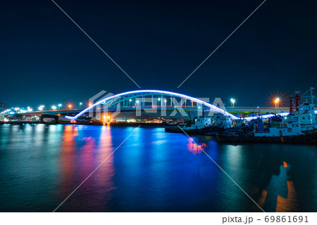 Busandaegyo Bridge at night in Jung-gu, Busan, Busandaegyo Bridge at night in Jung-gu, Busan, 69861691
