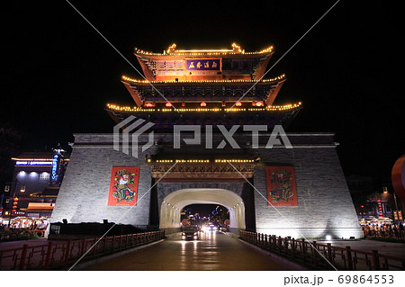 中国　河南省　開封市　開封鼓楼 69864553