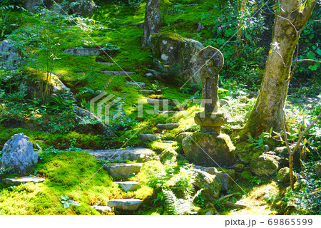 わらべ地蔵、三千院、大原、京都市、京都府 わらべ地蔵、三千院、大原、京都市、京都府 69865599