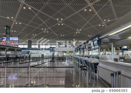 成田空港 第1ターミナルビル 出発ロビーの写真素材