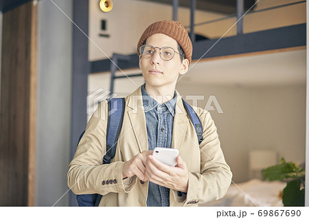 外国人旅行者 男性 外国人旅行者 男性 69867690