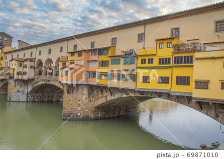 Ponte Vecchio Ponte Vecchio 69871010