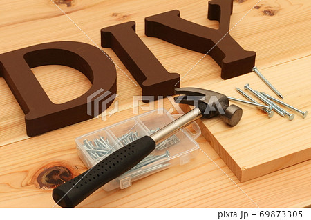 工作道具とDIYの文字 69873305
