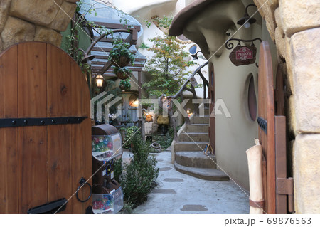 吉祥寺プティット村　中庭 69876563