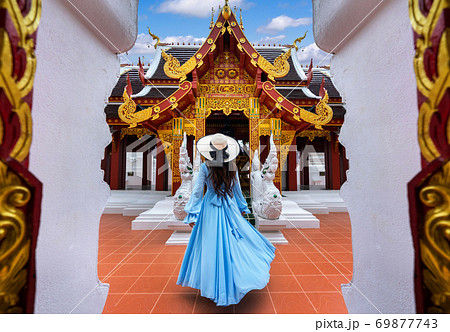 Tourist visiting at Wat Khua Khrae in Chiang rai, Thailand. 69877743