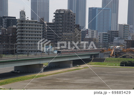 亀の子山より街並みを見る 亀の子山より街並みを見る 69885429