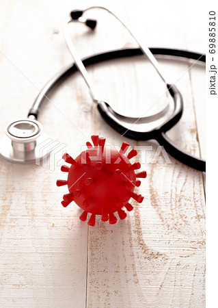 新型コロナウイルス　模型　医療　イメージ 69885810